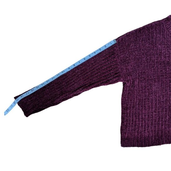 Forever 21 Burgundy Soft Fluffy  Knit Long Sleeve Sweater Women Size Large - Picture 8 of 9